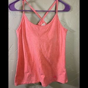 Under Armour woman’s fitted athletic tank. Size L.   E-12